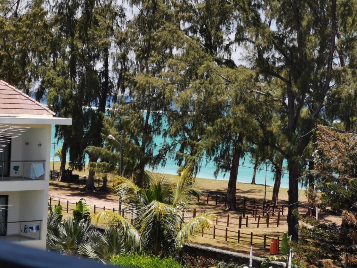 Rayon Vert Bleuphorie Beach Apartment Flic en Flac Exterior photo
